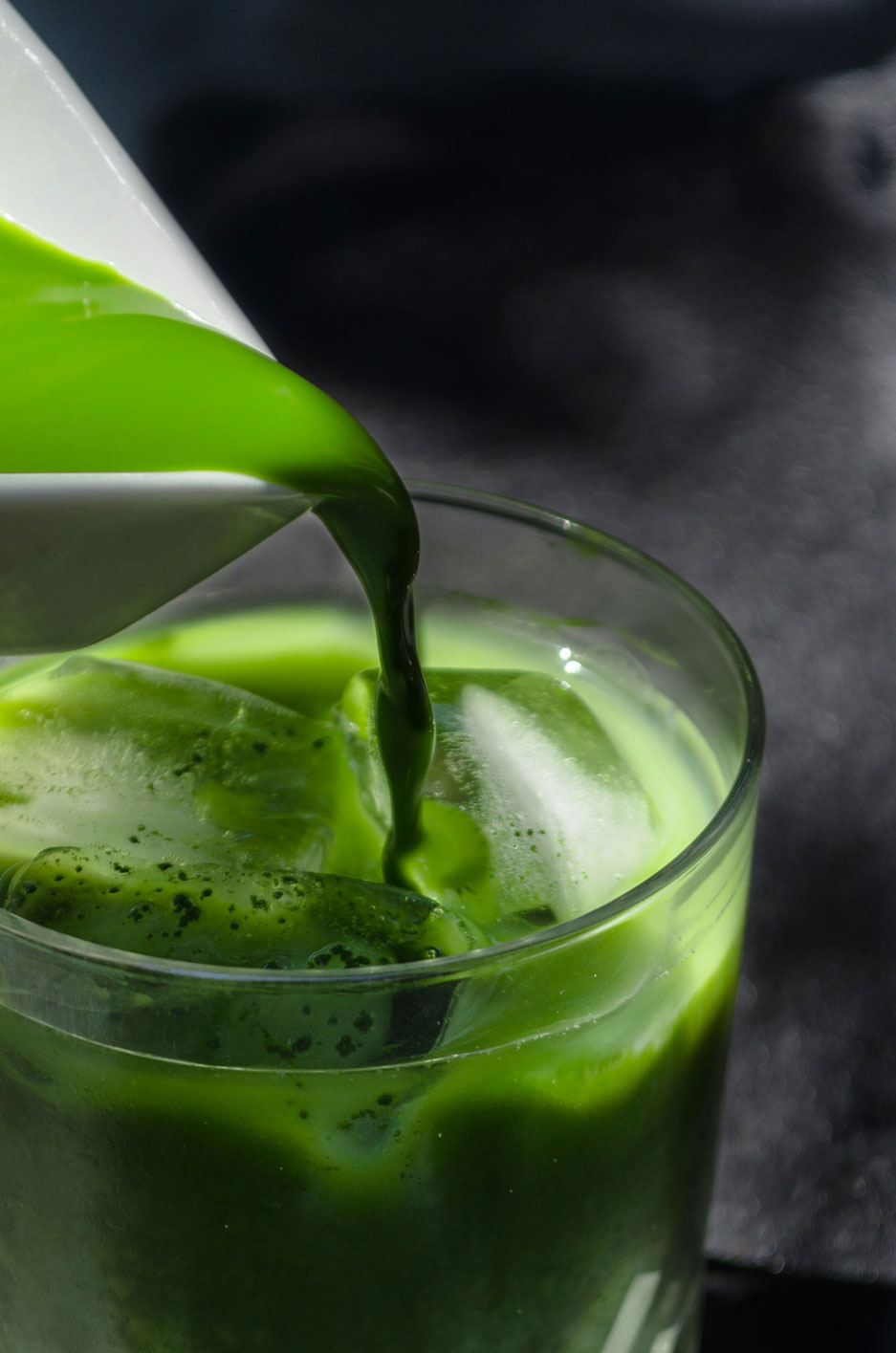this is a blog feature image featuring a green, aloe herbal infused drink